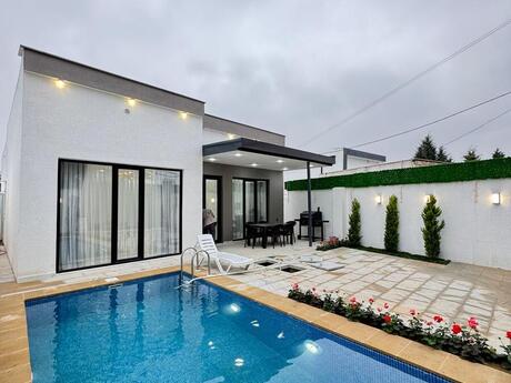 4 otaqlı həyət evi/bağ evi - Şüvəlan q. - 150 m²