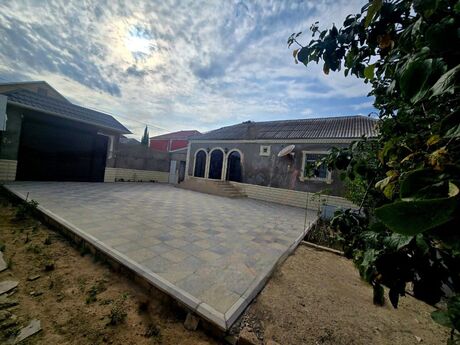 4 otaqlı həyət evi, 140 m², Binə: 155 000 ₼ 2