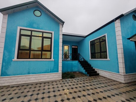 4 otaqlı həyət evi/bağ evi - Savalan q. - 120 m²