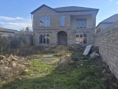 6 otaqlı həyət evi/bağ evi - Binə q. - 280 m²