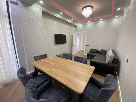 Объявление №5736240 - Баку, Насиминский  р., 2-комн., 100 м², 10/18 этаж