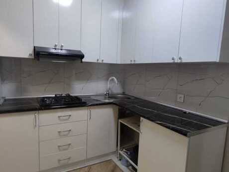 2 otaqlı köhnə tikili - Memar Əcəmi m. - 55 m²