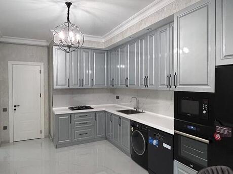3-комн. новостройка - Насиминский  р. - 115 м²