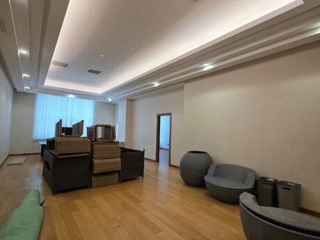 Obyekt - Yasamal r. - 100 m²