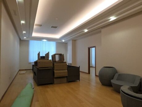 Obyekt - Yasamal r. - 100 m²
