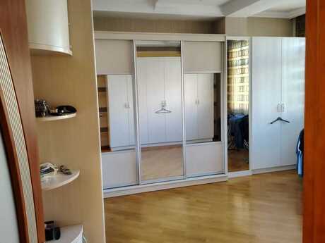 4 otaqlı yeni tikili - Nəsimi r. - 223 m²