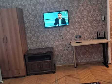 Elan №5736939 - Bakı, Dərnəgül m., 2 otaqlı, 45 m², 2/5 mərtəbə