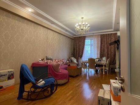 Elan №5736977 - Bakı, Qara Qarayev m., 3 otaqlı, 115 m², 12/18 mərtəbə