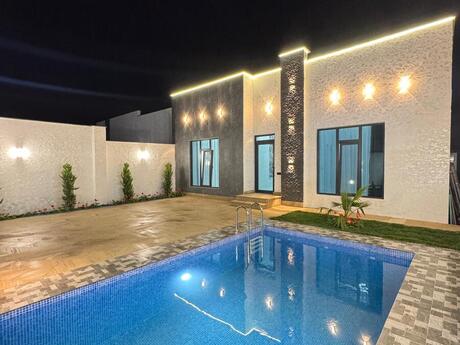 4 otaqlı həyət evi/bağ evi - Şüvəlan q. - 160 m²