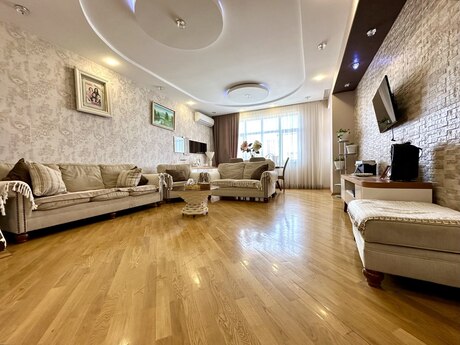 4 otaqlı yeni tikili - Neftçilər m. - 125 m²