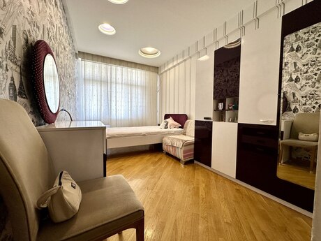 4-room apartment, 125 m², Neftçilər: 310 000 ₼ 5