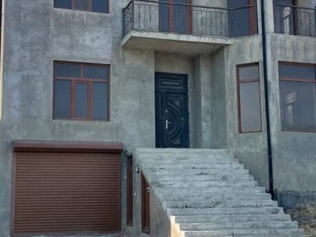 4 otaqlı həyət evi/bağ evi - Badamdar q. - 390 m²