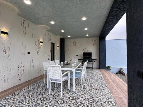 4 otaqlı həyət evi/bağ evi - Mərdəkan q. - 250 m²