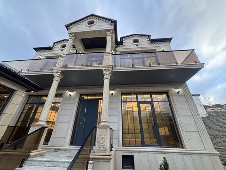 5 otaqlı həyət evi/bağ evi - Qaraçuxur q. - 290 m²