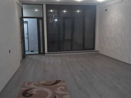 4 otaqlı həyət evi/bağ evi - Azadlıq Prospekti m. - 130 m²