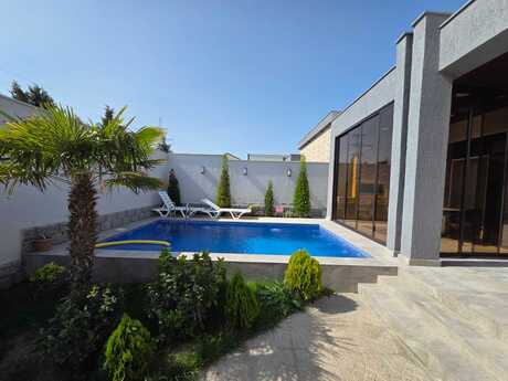 4 otaqlı həyət evi/bağ evi - Mərdəkan q. - 200 m²