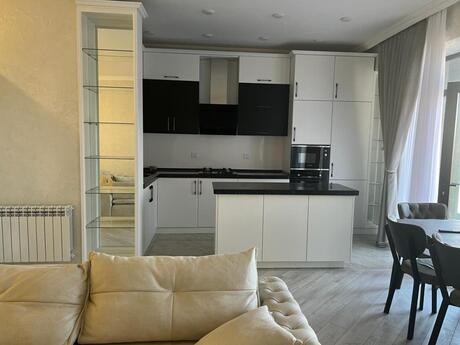3 otaqlı yeni tikili - 8 Noyabr m. - 105 m²