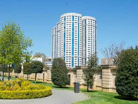 2-комн. новостройка - м. Элмляр Академиясы - 74 м²