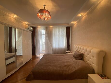 4-комнатная квартира, 195 м², Elmlər Akademiyası: 650 000 ₼ 5