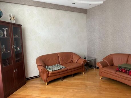 4 otaqlı mənzil, 210 m², Elmlər Akademiyası: 650 000 ₼ 4