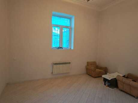 3 otaqlı köhnə tikili - İçəri Şəhər m. - 90 m²
