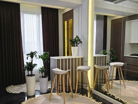 3-room apartment for rent, 110 m², Şah İsmayıl Xətai: 2 400 ₼/mo 3