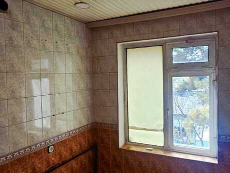 3 otaqlı köhnə tikili - Neftçilər m. - 85 m²