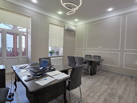 3 otaqlı ofis - İçəri Şəhər m. - 100 m²