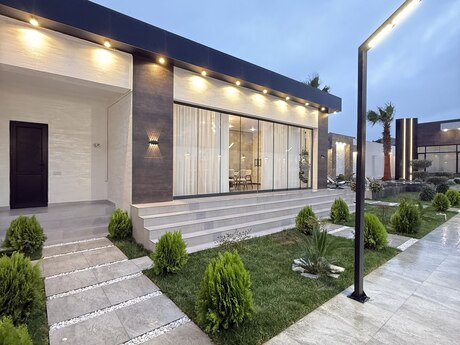 5 otaqlı həyət evi/bağ evi - Mərdəkan q. - 230 m²