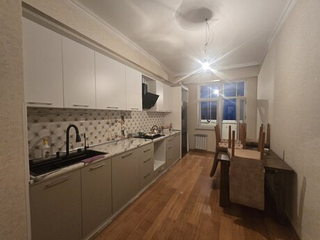 Elan №5741371 - Sumqayıt, Sumqayıt, 3 otaqlı, 90 m², 10/13 mərtəbə