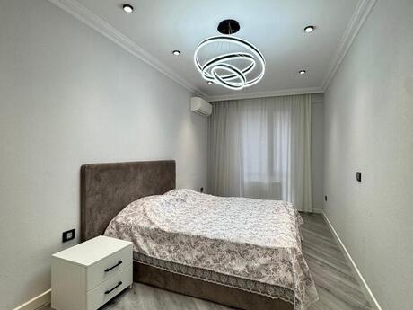 4 otaqlı yeni tikili - Həzi Aslanov m. - 138 m²