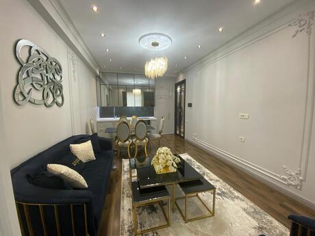 2 otaqlı yeni tikili - Elmlər Akademiyası m. - 70 m²