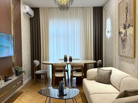 2 otaqlı köhnə tikili - Nizami m. - 50 m²