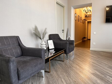3 otaqlı köhnə tikili - İçəri Şəhər m. - 70 m²