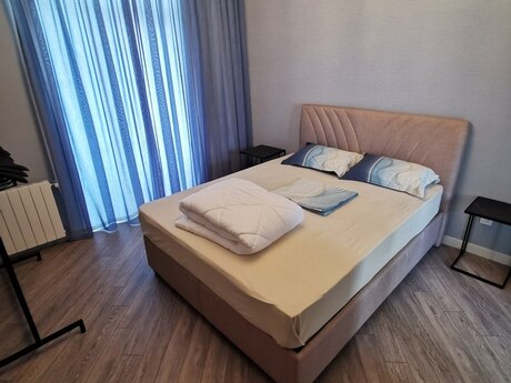 3 otaqlı köhnə tikili - İçəri Şəhər m. - 70 m²