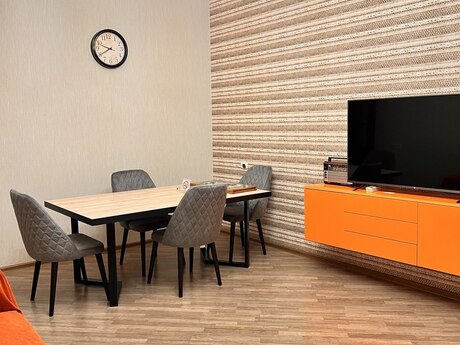 3 otaqlı köhnə tikili - İçəri Şəhər m. - 75 m²