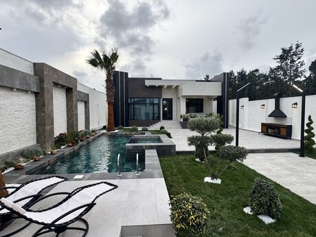 5 otaqlı həyət evi/bağ evi - Mərdəkan q. - 230 m²