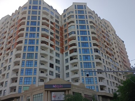 Elan №5742909 - Bakı, Nəriman Nərimanov m., 3 otaqlı, 137 m², 9/18 mərtəbə