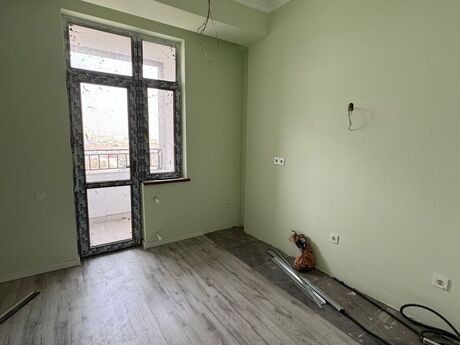 4 otaqlı yeni tikili - Nəsimi r. - 130 m²