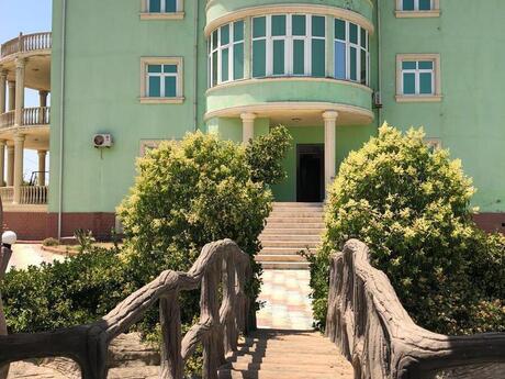 Elan №5743432 - Bakı, Novxanı q., 11 otaqlı, 2000 m²