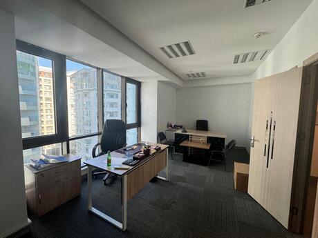 3 otaqlı ofis - Şah İsmayıl Xətai m. - 93 m²