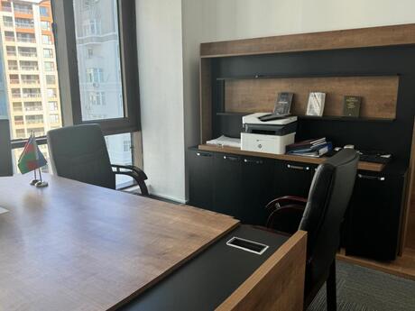 3 otaqlı ofis - Şah İsmayıl Xətai m. - 93 m²