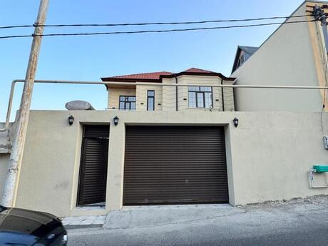 5 otaqlı həyət evi/bağ evi - Bakıxanov q. - 200 m²