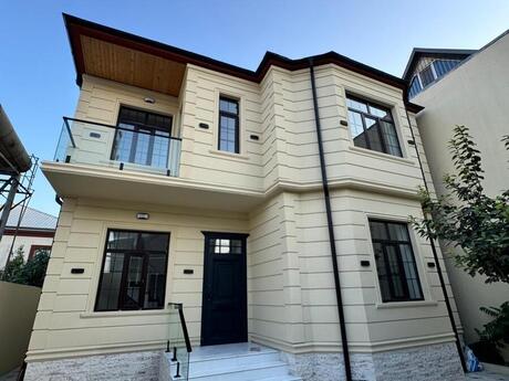 5 otaqlı həyət evi/bağ evi - Bakıxanov q. - 200 m²