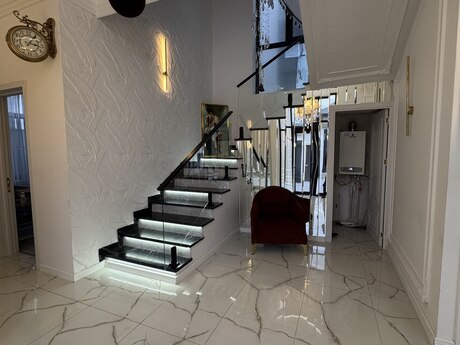 5-комн. дом/дача - Хазарский р. - 220 м²