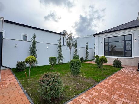 5 otaqlı həyət evi/bağ evi - Mərdəkan q. - 300 m²