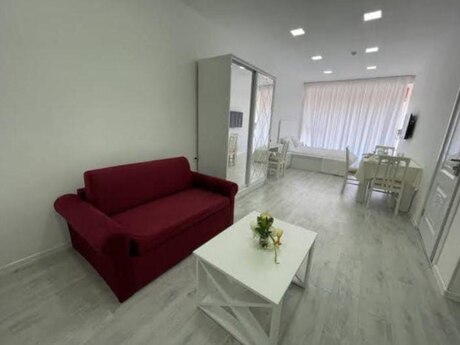 Elan №5744205 - Bakı, Novxanı q., 2 otaqlı, 55 m², 2/3 mərtəbə
