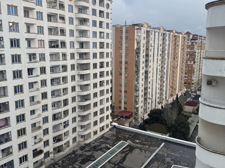 3 otaqlı yeni tikili - Həzi Aslanov m. - 129 m²