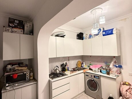 3-room apartment for rent, 90 m², Azadlıq Prospekti: 300 ₼/mo 3