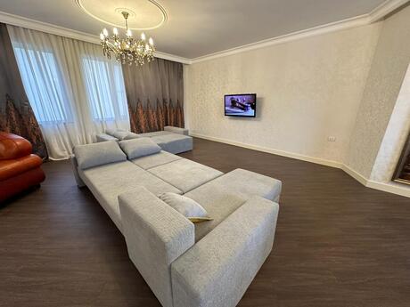 4 otaqlı yeni tikili - Nizami m. - 310 m²